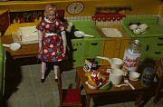 simmons blonde reddress kitchen